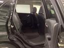 後席の座面をはね上げれば、荷室としてもお使いいただけます。