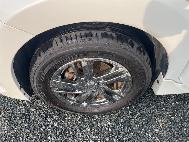 ノート ライダー ETC TV アルミホイール スマートキー アイドリングストップ 電動格納ミラー CVT 盗難防止システム 衝突安全ボディ ABS スーパーチャージャー エアコン パワーステアリング(20枚目)