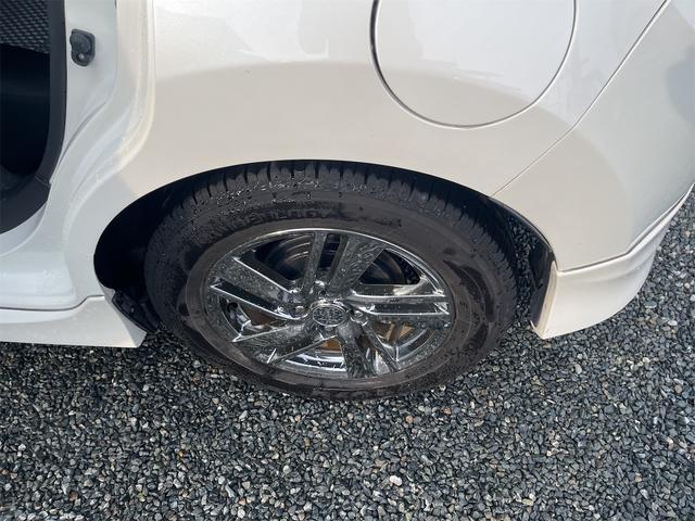 ノート ライダー ETC TV アルミホイール スマートキー アイドリングストップ 電動格納ミラー CVT 盗難防止システム 衝突安全ボディ ABS スーパーチャージャー エアコン パワーステアリング(41枚目)