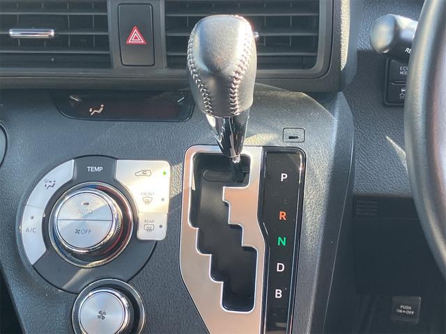 シエンタ ハイブリッドＧ　レンタカーアップ車　ドライブレコーダー　バックカメラ　ナビ　ＴＶ　クリアランスソナー　オートクルーズコントロール　レーンアシスト　衝突被害軽減システム　両側電動スライドドア　オートマチックハイビーム（11枚目）