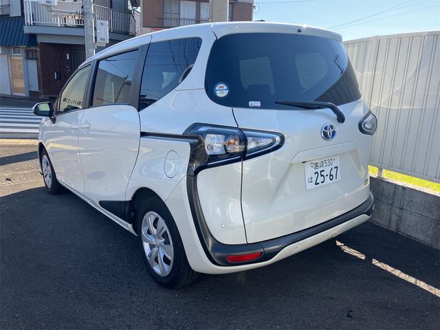 シエンタ ハイブリッドＧ　レンタカーアップ車　ドライブレコーダー　バックカメラ　ナビ　ＴＶ　クリアランスソナー　オートクルーズコントロール　レーンアシスト　衝突被害軽減システム　両側電動スライドドア　オートマチックハイビーム（14枚目）