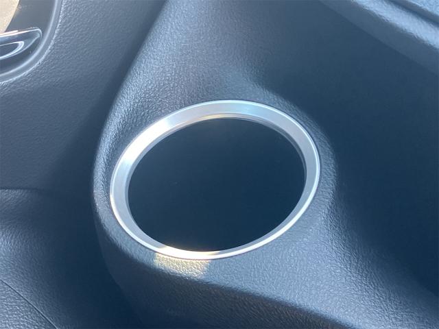 シエンタ ハイブリッドＧ　レンタカーアップ車　ドライブレコーダー　バックカメラ　ナビ　ＴＶ　クリアランスソナー　オートクルーズコントロール　レーンアシスト　衝突被害軽減システム　両側電動スライドドア　オートマチックハイビーム（41枚目）