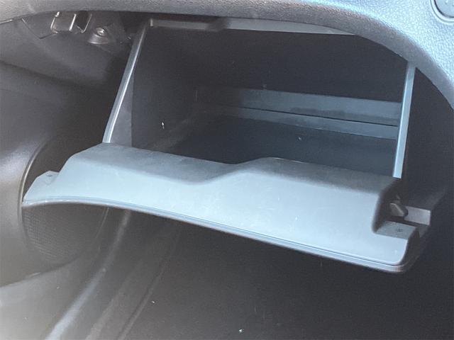 シエンタ ハイブリッドＧ　レンタカーアップ車　ドライブレコーダー　バックカメラ　ナビ　ＴＶ　クリアランスソナー　オートクルーズコントロール　レーンアシスト　衝突被害軽減システム　両側電動スライドドア　オートマチックハイビーム（42枚目）