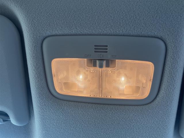 シエンタ ハイブリッドＧ　レンタカーアップ車　ドライブレコーダー　バックカメラ　ナビ　ＴＶ　クリアランスソナー　オートクルーズコントロール　レーンアシスト　衝突被害軽減システム　両側電動スライドドア　オートマチックハイビーム（45枚目）