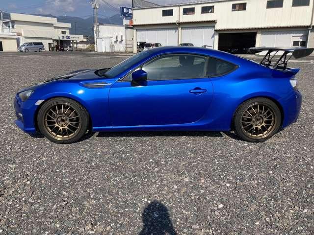 ＢＲＺ Ｓ　６速マニュアル車　強化クラッチ　柿元改マフラー　車高調　ＨＩＤヘッドライト　キーレス　オートエアコン　車検令和５年６月　アルミホイール（7枚目）