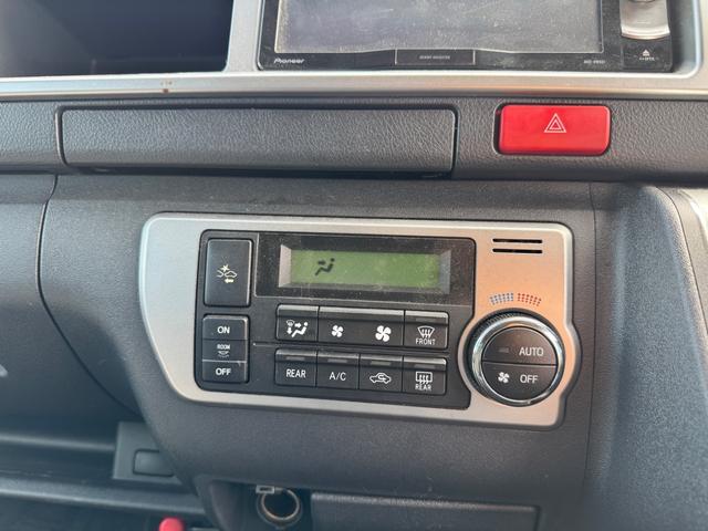 ハイエースワゴン グランドキャビン 4WD ドライブレコーダー ETC バックカメラ レーンアシスト 衝突被害軽減システム 電動スライドドア オートマチックハイビーム キーレスエントリー 電動格納ミラー AT 盗難防止システム(9枚目)