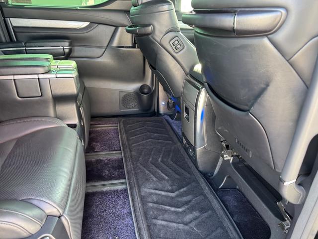 アルファード ３．５エグゼクティブラウンジＳ　ドライブレコーダー　全周囲カメラ　ナビ　ＴＶ　クリアランスソナー　オートクルーズコントロール　レーンアシスト　衝突被害軽減システム　両側電動スライドドア　オートマチックハイビーム　ＬＥＤヘッドランプ（36枚目）