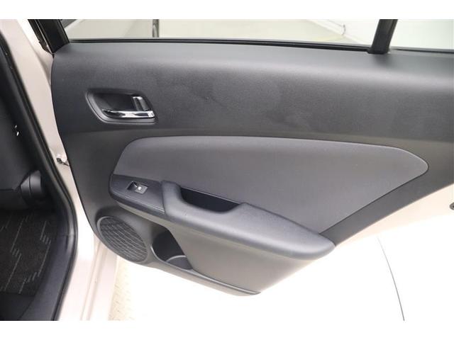 プリウス Ｓ　ＤＶＤ視聴可能　ＬＥＤヘット　地デジテレビ　盗難防止システム　スマキー　ＡＣ　ナビ＆ＴＶ　メディアプレイヤー接続　横滑り防止システム　ＨＤＤナビ　バックガイドモニター　ＥＴＣ車載器　アルミホイール（28枚目）