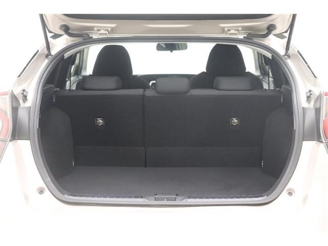 プリウス Ｓ　ＤＶＤ視聴可能　ＬＥＤヘット　地デジテレビ　盗難防止システム　スマキー　ＡＣ　ナビ＆ＴＶ　メディアプレイヤー接続　横滑り防止システム　ＨＤＤナビ　バックガイドモニター　ＥＴＣ車載器　アルミホイール（32枚目）