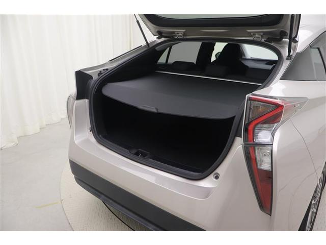 プリウス Ｓ　ＤＶＤ視聴可能　ＬＥＤヘット　地デジテレビ　盗難防止システム　スマキー　ＡＣ　ナビ＆ＴＶ　メディアプレイヤー接続　横滑り防止システム　ＨＤＤナビ　バックガイドモニター　ＥＴＣ車載器　アルミホイール（35枚目）