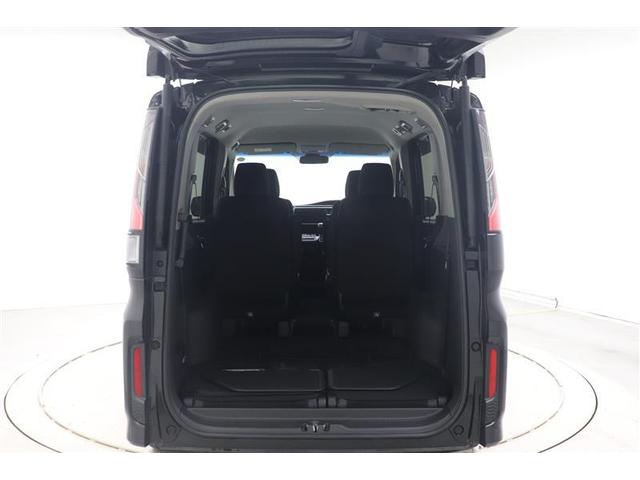 ステップワゴンスパーダ スパーダ ホンダセンシング AW 盗難防止 助手席エアバッグ ワンオーナ- Wパワスラ メモリナビ 記録簿有 リアオートエアコン 地デジ LEDライト 横滑り防止システム オートエアコン リアカメラ ナビ&TV 三列シート(24枚目)