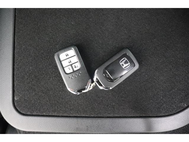 ステップワゴンスパーダ スパーダ ホンダセンシング AW 盗難防止 助手席エアバッグ ワンオーナ- Wパワスラ メモリナビ 記録簿有 リアオートエアコン 地デジ LEDライト 横滑り防止システム オートエアコン リアカメラ ナビ&TV 三列シート(30枚目)