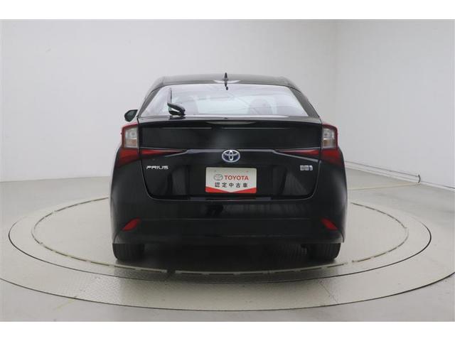 プリウス Aプレミアム ツーリングセレクション 横滑り防止機能 皮シート 運転席パワーシート エアコン 1オナ パワーウィンドウ LEDライト 盗難防止装置 スマートキー&プッシュスタート キーレス ETC ドライブレコーダー アルミホイール(5枚目)