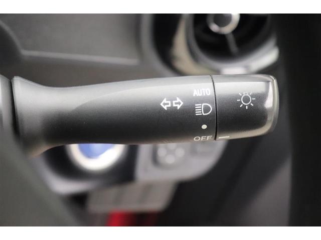 アクア Ｓ　スマートキープッシュスタート　キーレスエントリ　フルセグ地デジ　イモビ　ナビ＆ＴＶ　オートエアコン　デュアルエアバック　ＥＳＣ　Ｂカメラ　パワーウィンドウ　ＡＵＸ端子　ＥＴＣ　ＤＶＤ再生可能　ＳＲＳ（17枚目）