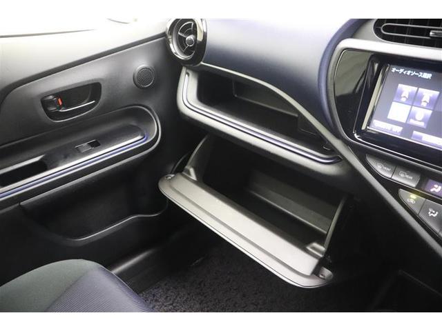 アクア Ｓ　スマートキープッシュスタート　キーレスエントリ　フルセグ地デジ　イモビ　ナビ＆ＴＶ　オートエアコン　デュアルエアバック　ＥＳＣ　Ｂカメラ　パワーウィンドウ　ＡＵＸ端子　ＥＴＣ　ＤＶＤ再生可能　ＳＲＳ（26枚目）