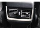後席用にもエアコンの吹き出し口があり快適です。どの席に座っても快適なドライブが楽しめます♪