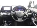 C-HR G-T 衝突被害軽減ブレーキ ワンセグTV LEDヘッドランプ 盗難防止システム アルミホイール オートクルーズコントロール メモリーナビ ミュージックプレイヤー接続可 バックカメラ ETC車載器 ナビ&TV(8枚目)