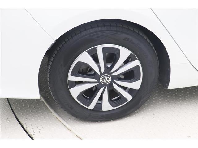 プリウスＰＨＶ Ｓ　ＡＷ　クルコン　インテリキー　キーフリー　ＬＥＤランプ　盗難防止システム　サイドエアバック　記録簿　パワーウィンドウ　パワーステアリング　ＡＢＳ　エアコン　エアバッグ　横滑り防止　ブレーキサポート（9枚目）