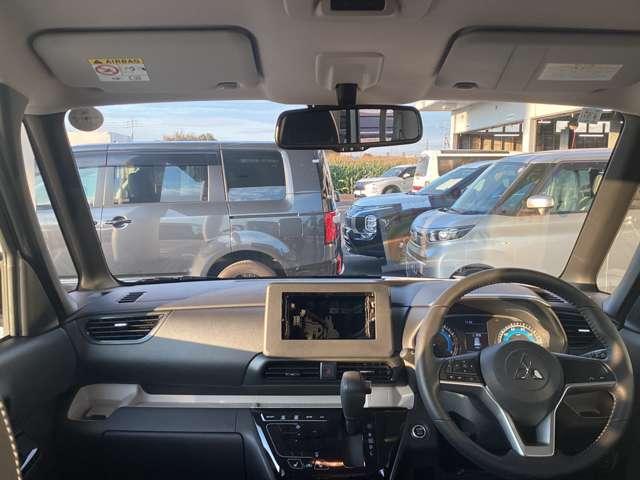 デリカミニ G バックミラーバックカメラ/シートヒーター e-Assist キーレス シートヒーター バックモニター スマートキー カーテンエアバッグ フルオートエアコン 盗難防止 ABS ベンチシート 横滑り防止(3枚目)