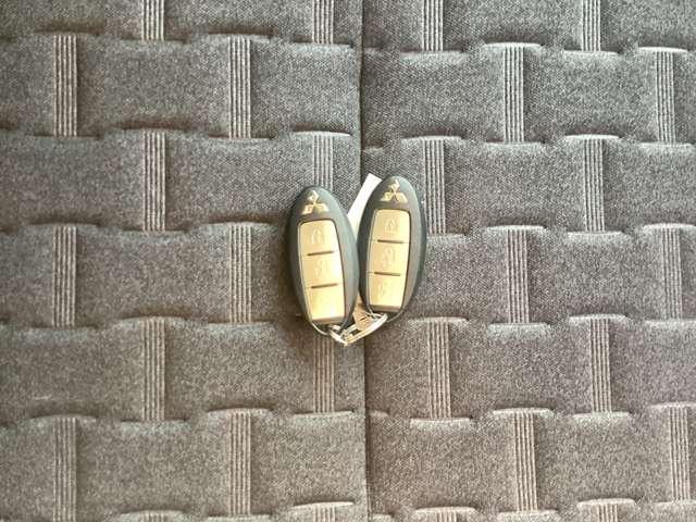 デリカミニ G バックミラーバックカメラ/シートヒーター e-Assist キーレス シートヒーター バックモニター スマートキー カーテンエアバッグ フルオートエアコン 盗難防止 ABS ベンチシート 横滑り防止(20枚目)