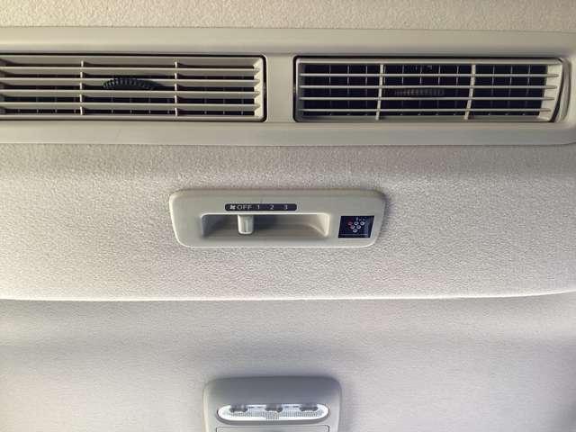 ｅＫクロススペース Ｔ　ナビ／マイパイロット／バックカメラ／ドラレ　アラウンドビュー　キーレスエントリー　サイドエアバッグ　プリクラ　ＡＡＣ　ｉ－ＳＴＯＰ　クルコン　スマキー　ＬＥＤライト　Ｂカメラ　フルセグＴＶ　ＥＴＣ（17枚目）