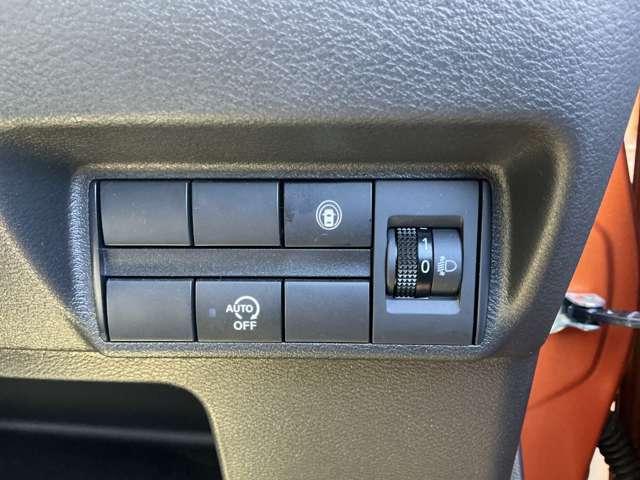 eKクロス T 前後ソナー 前席シートヒーター インテリキー ターボ 盗難防止装置 ベンチシート ABS カーテンエアバック オートエアコン 横滑り防止装置 キーフリー アルミ パワーウィンドウ エアバッグ(9枚目)