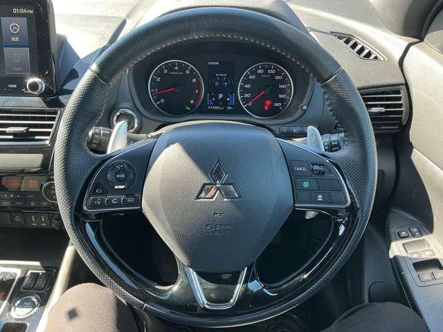 エクリプスクロス ブラックエディション 衝突被害軽減 ソナー 地デジ アラウンドビュー シートヒーター 4WD クルーズコントロール 寒冷地仕様 バックカメラ メモリーナビ アイドリングストップ スマートキー 横滑り防止 電動シート(9枚目)