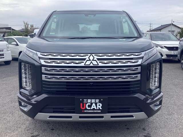 デリカD:5 P Bモニター 地デジ LEDヘッドランプ ナビTV シートヒーター ETC 4WD 電動シ-ト 寒冷地仕様 メモリナビ ABS 3列 オートエアコン ASC 盗難防止装置 パワーウインドウ エアバッグ(17枚目)