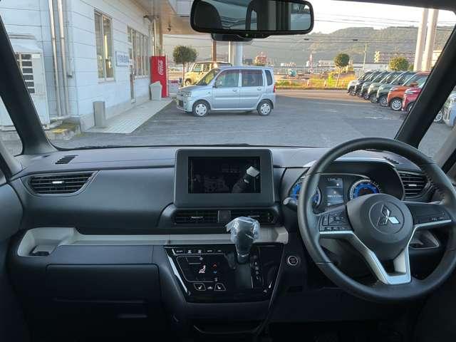 デリカミニ G e-Assist キーレス シートヒーター バックモニター スマートキー カーテンエアバッグ フルオートエアコン 盗難防止 ABS ベンチシート 横滑り防止 パワステ アイスト コーナーセンサ(11枚目)