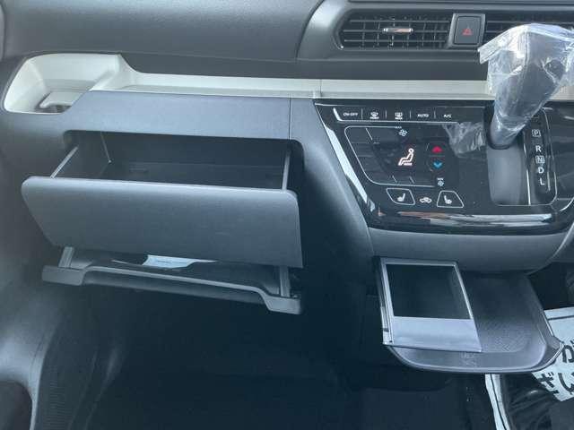 デリカミニ G e-Assist キーレス シートヒーター バックモニター スマートキー カーテンエアバッグ フルオートエアコン 盗難防止 ABS ベンチシート 横滑り防止 パワステ アイスト コーナーセンサ(16枚目)