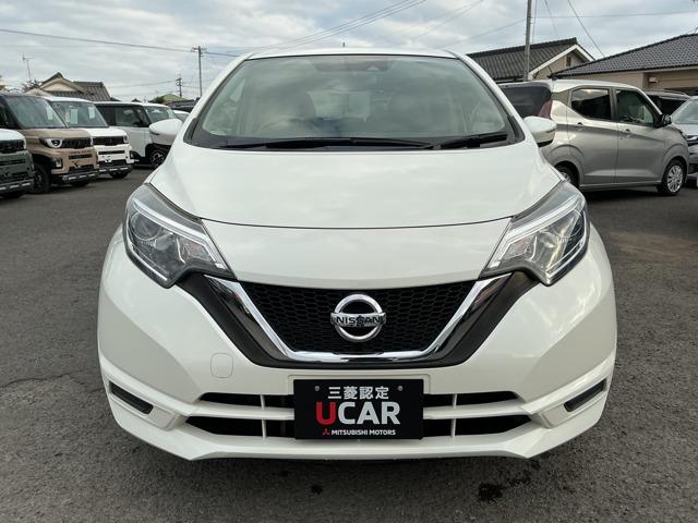 ノート X レーダーブレーキサポート ETC搭載 カーナビ スマトキー セキュリティーアラーム キーレス 運転席助手席エアバッグ 横滑防止 エアコン パワーウィンドウ パワーステアリング ABS メモリーナビ(6枚目)