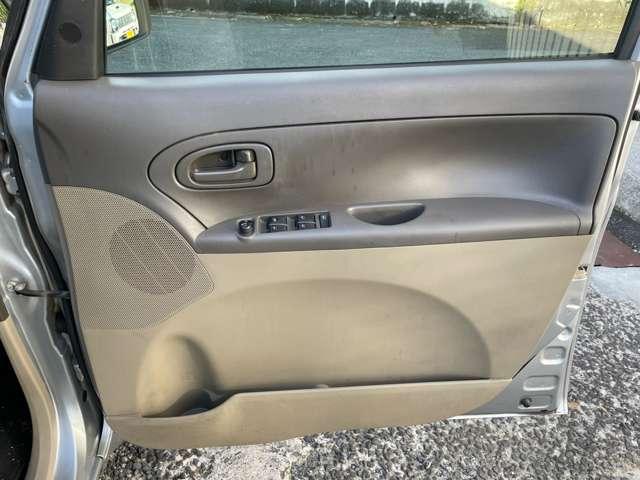 タント Ｌ　電動スライドドア　ナビ　ＴＶ　キーレスエントリー　アイドリングストップ　電動格納ミラー　ベンチシート　ＡＴ　盗難防止システム　ＡＢＳ　ＣＤ　ＤＶＤ再生　衝突安全ボディ　エアコン　パワーステアリング（6枚目）