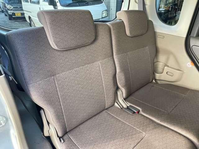 タント Ｌ　電動スライドドア　ナビ　ＴＶ　キーレスエントリー　アイドリングストップ　電動格納ミラー　ベンチシート　ＡＴ　盗難防止システム　ＡＢＳ　ＣＤ　ＤＶＤ再生　衝突安全ボディ　エアコン　パワーステアリング（8枚目）