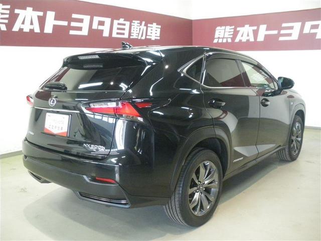 NX NX300h Fスポーツ ・2WD SDナビ/フルセグTV 本革シート サイドモニター バックモニター ステアリングヒーター ドラレコ 18AW ETC2.0 LEDフロントフォグランプ ワンオーナー車 中古車ハイブリッド保証(6枚目)