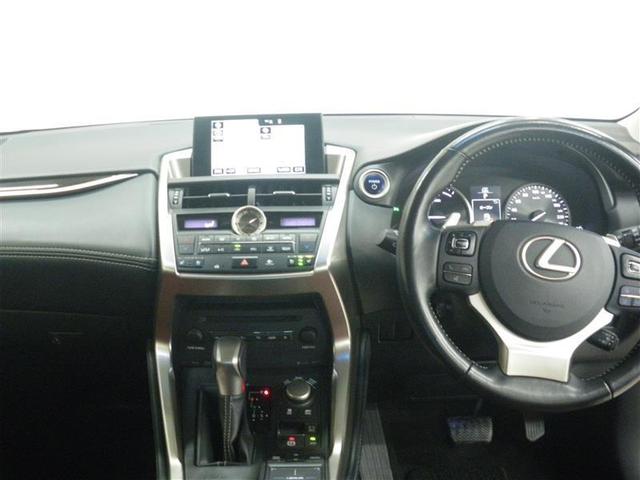 ＮＸ ＮＸ３００ｈ　バージョンＬ　・プリクラッシュセーフティ　本革　ドラレコ　ＥＴＣ　リモートスタート　クリアランスソナー　サイドモニター　バックモニター　パワーバックドア　ステアリングヒーター　カードキー　中古車ハイブリッド保証付（13枚目）