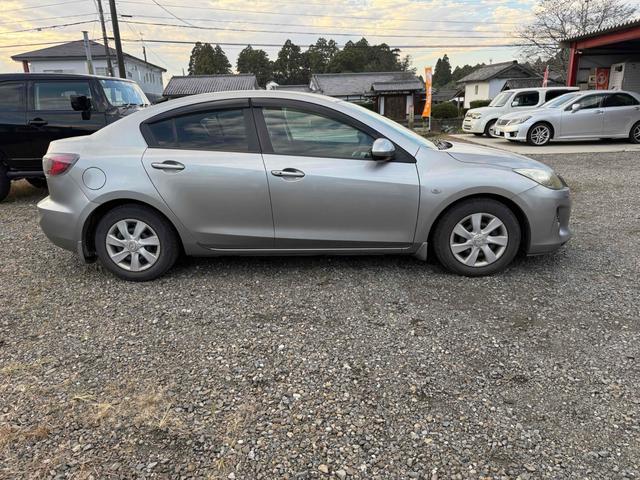 当店のお車をご覧いただきましてありがとうございます。お車についてのご質問やお見積りのご依頼、ご購入にあたってのご相談などお気軽にお問い合わせ下さい！