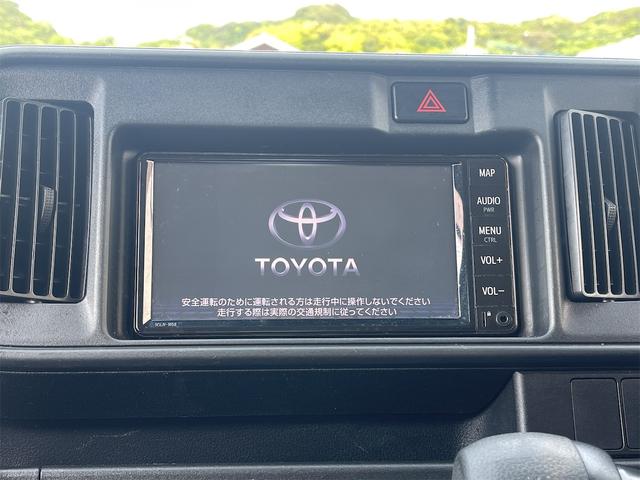 トヨタ ピクシスバン