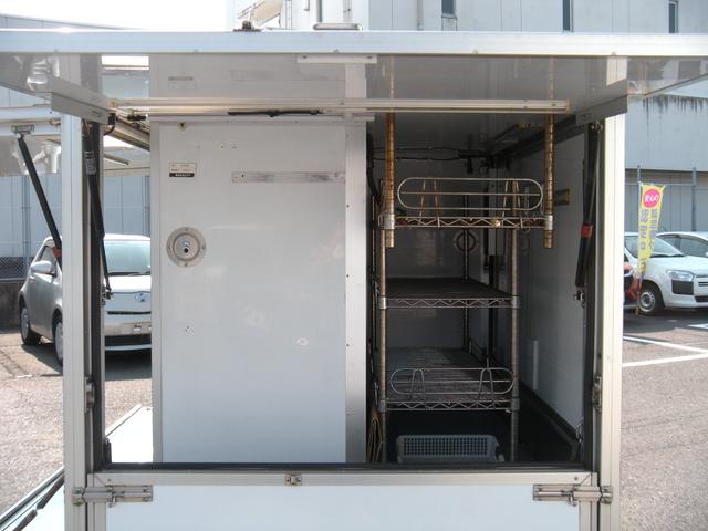 キャリイトラック 　移動販売車　ＳＲＳ　パワステ　パワーウィンドウ　キーレス　エアコン　ラジオ（17枚目）