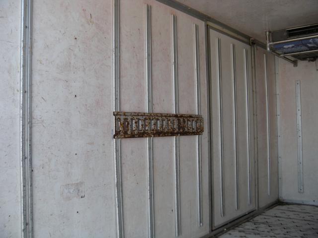 エルフトラック 　冷蔵冷凍車（19枚目）