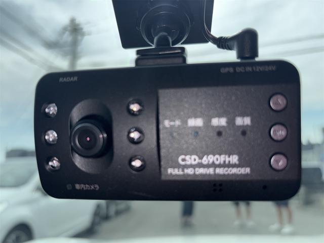 ８６ ＧＴ　ドライブレコーダー　ＥＴＣ　バックカメラ　ナビ　オートクルーズコントロール　ＡＴ　オートライト　ＬＥＤヘッドランプ　スマートキー　電動格納ミラー　アルミホイール　盗難防止システム　衝突安全ボディ（11枚目）