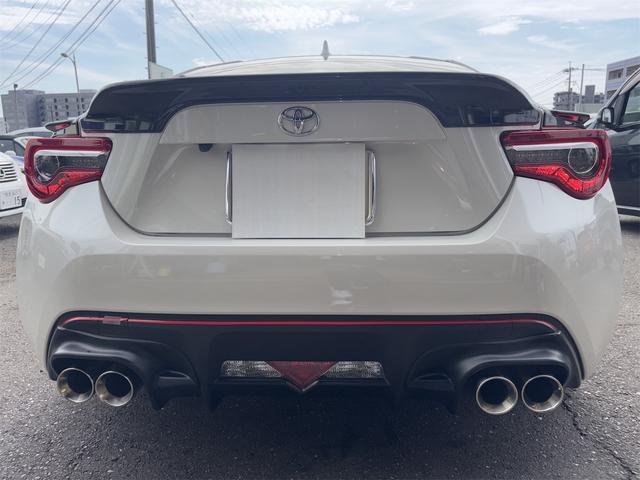 ８６ ＧＴ　ドライブレコーダー　ＥＴＣ　バックカメラ　ナビ　オートクルーズコントロール　ＡＴ　オートライト　ＬＥＤヘッドランプ　スマートキー　電動格納ミラー　アルミホイール　盗難防止システム　衝突安全ボディ（15枚目）