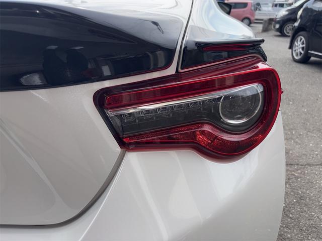 ８６ ＧＴ　ドライブレコーダー　ＥＴＣ　バックカメラ　ナビ　オートクルーズコントロール　ＡＴ　オートライト　ＬＥＤヘッドランプ　スマートキー　電動格納ミラー　アルミホイール　盗難防止システム　衝突安全ボディ（26枚目）