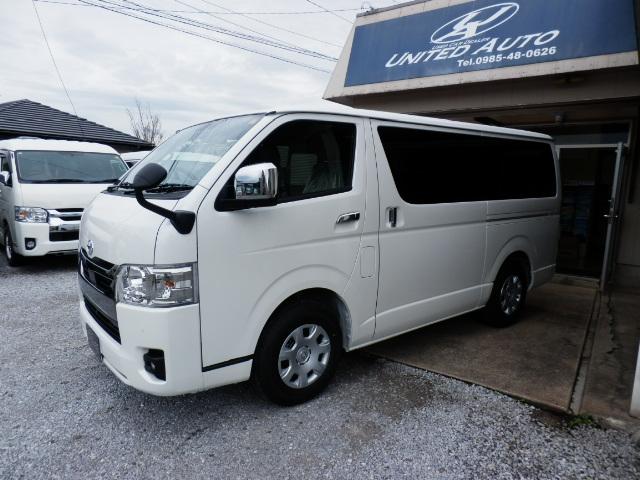 ハイエースバン スーパーGL ダークプライムII ディーゼルターボ 登録済未使用車 パノラミックビューモニター 両側スライドドア イージークローザー リアエアコン リアヒーター AC100V電源(3枚目)