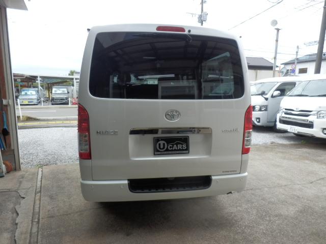 ハイエースバン スーパーGL ダークプライムII ディーゼルターボ 登録済未使用車 パノラミックビューモニター 両側スライドドア イージークローザー リアエアコン リアヒーター AC100V電源(6枚目)