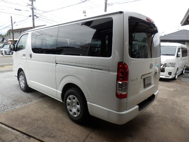 ハイエースバン スーパーGL ダークプライムII ディーゼルターボ 登録済未使用車 パノラミックビューモニター 両側スライドドア イージークローザー リアエアコン リアヒーター AC100V電源(7枚目)