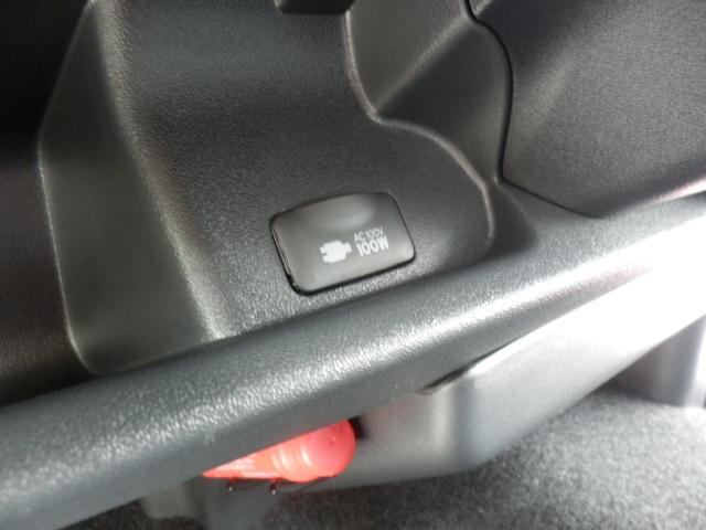 ハイエースバン スーパーGL ダークプライムII ディーゼルターボ 登録済未使用車 パノラミックビューモニター 両側スライドドア イージークローザー リアエアコン リアヒーター AC100V電源(15枚目)