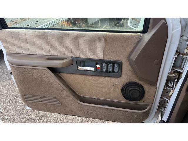 CHEVROLET CHEVROLET C-1500 EX CAB