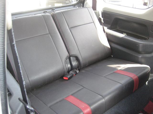 ジムニー ワイルドウインド ワイルドウインド 5速 4WD 専用レザーシート 純正アルミ ホワイトレタータイヤ キーレス Wエアバック ABS シートヒーター パワーウインドウ(10枚目)