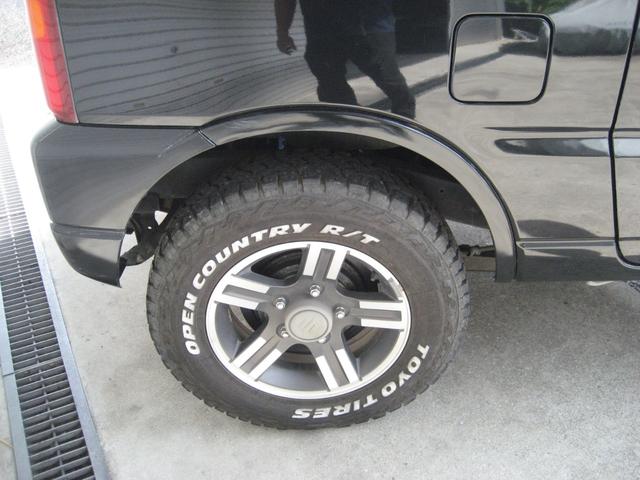 ジムニー ワイルドウインド ワイルドウインド 5速 4WD 専用レザーシート 純正アルミ ホワイトレタータイヤ キーレス Wエアバック ABS シートヒーター パワーウインドウ(15枚目)