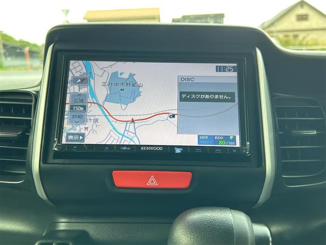 ナビ付き♪旅行やドライブも楽しいひと時!初めての道でも迷うことなくエスコートしてくれます。